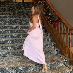 Meet your Posher, Ellena